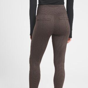 NWT Athleta Delancey Houndstooth Tight - houndstooth black/ coffeehouse - Medium